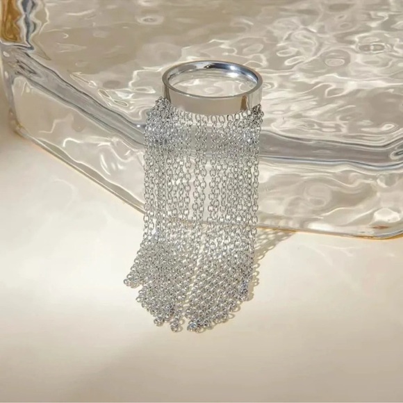 Anthropologie Metallic Chain Tassel Stainless Steel Waterproof Ring - Picture 2 of 15